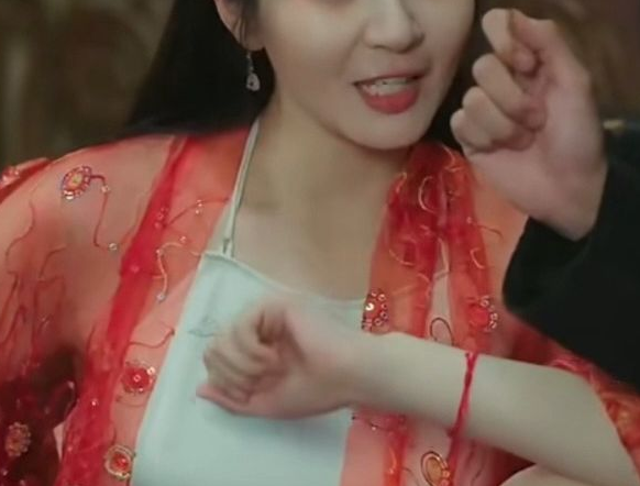 女王爷的极品快递员 第91集